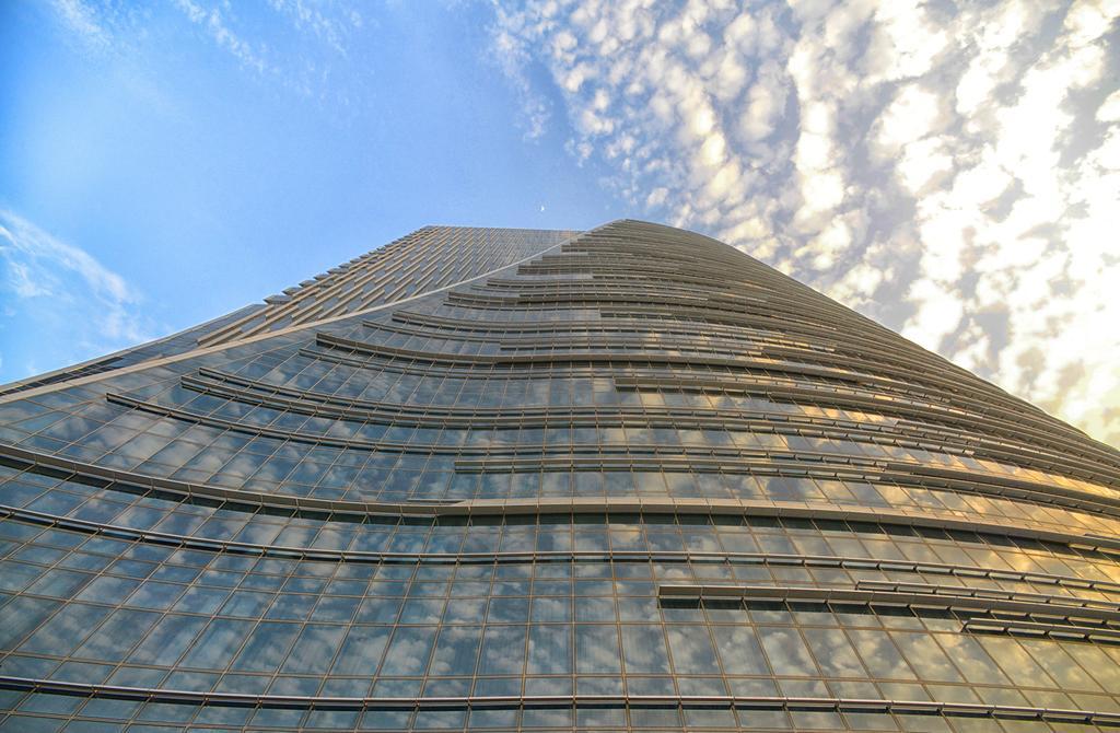 로즈우드 아부다비 호텔 외부 사진 The building's facade